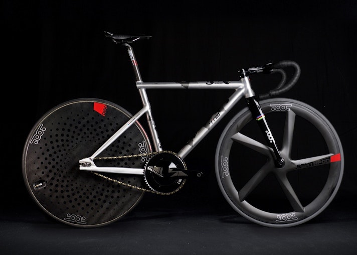 T-RED-TRACK-UCI-2019-00014