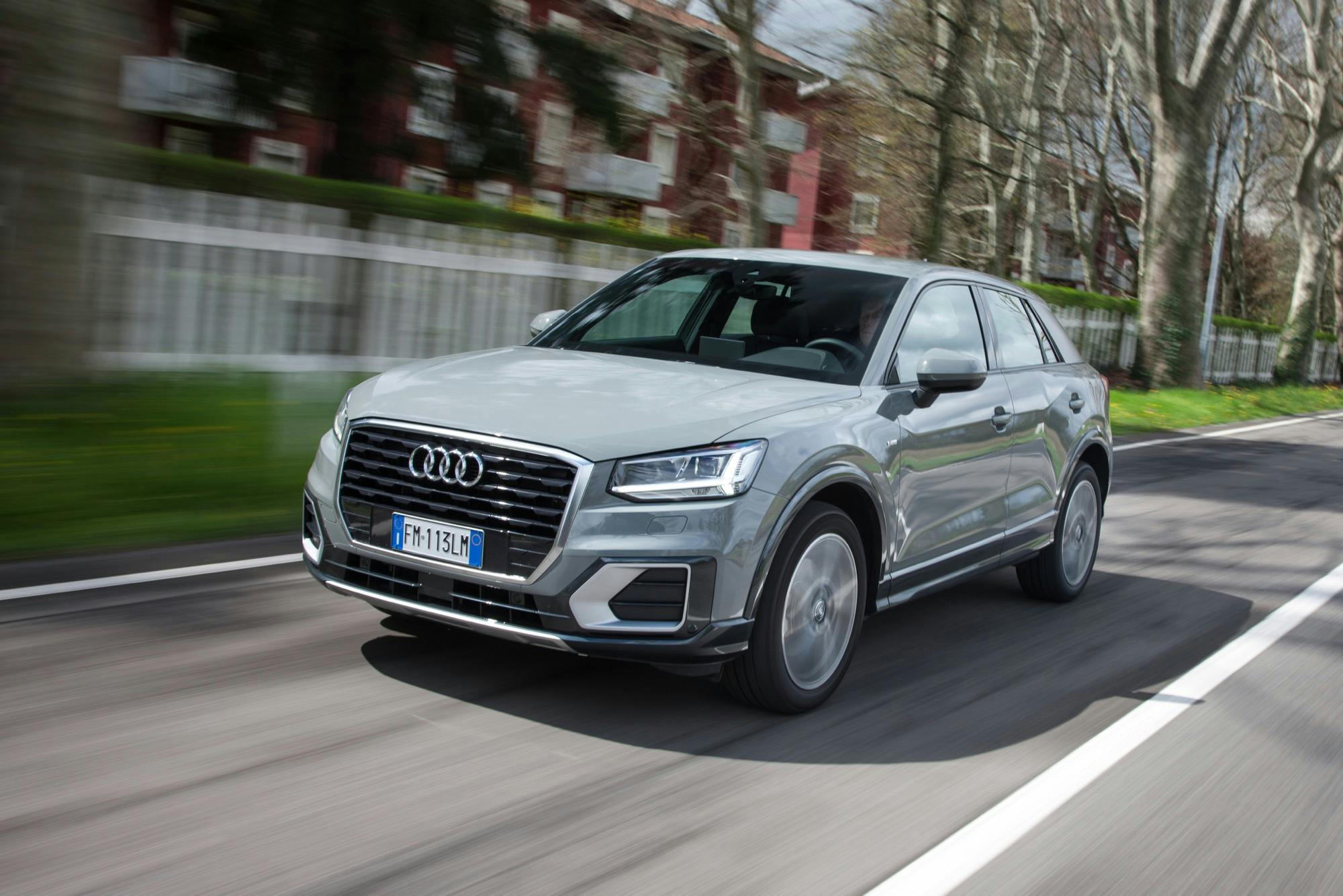 Audi Q2: dimensioni, interni, motori, prezzi e concorrenti - AutoScout24