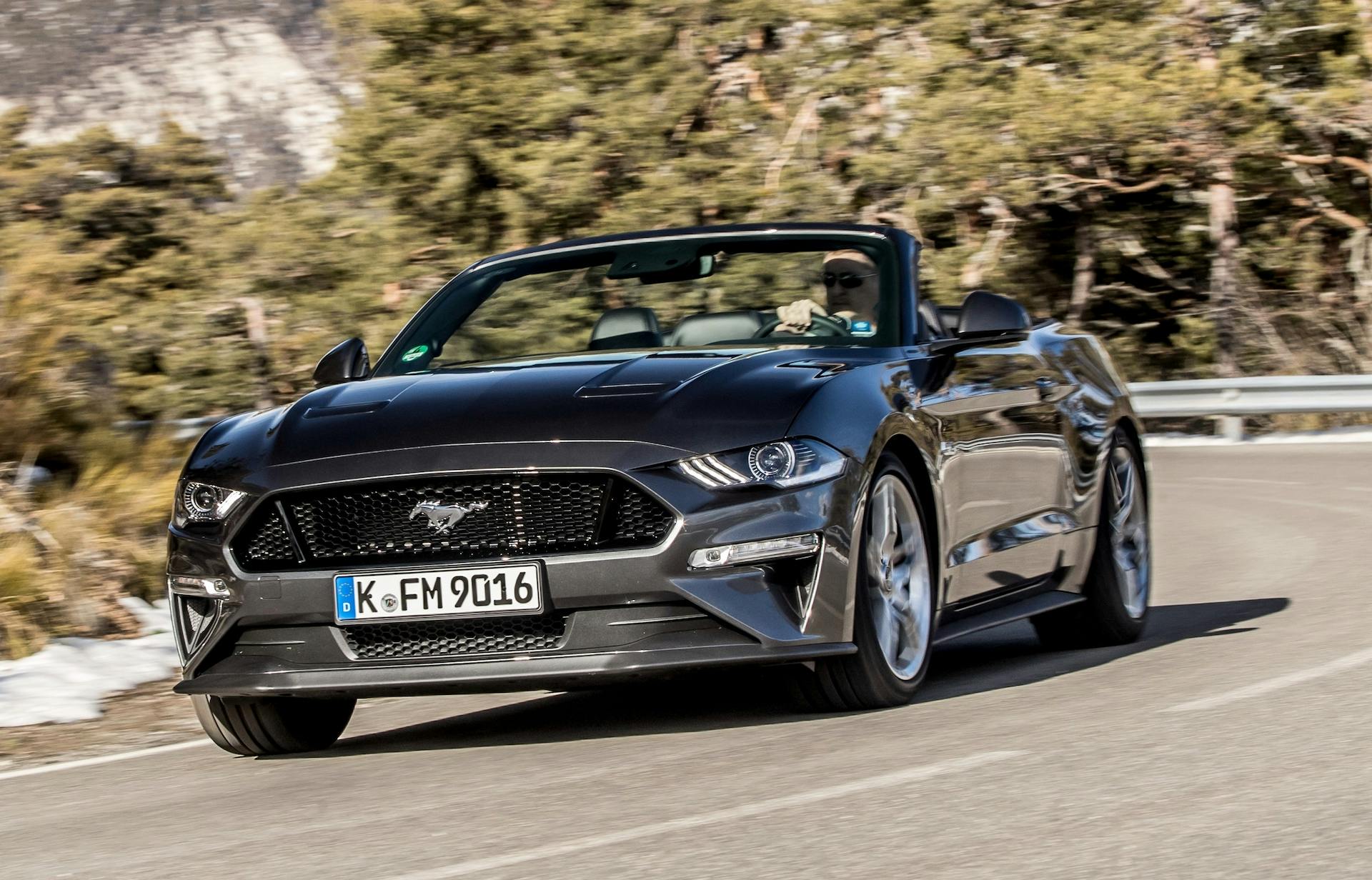 Ford Mustang Cabrio dinamica