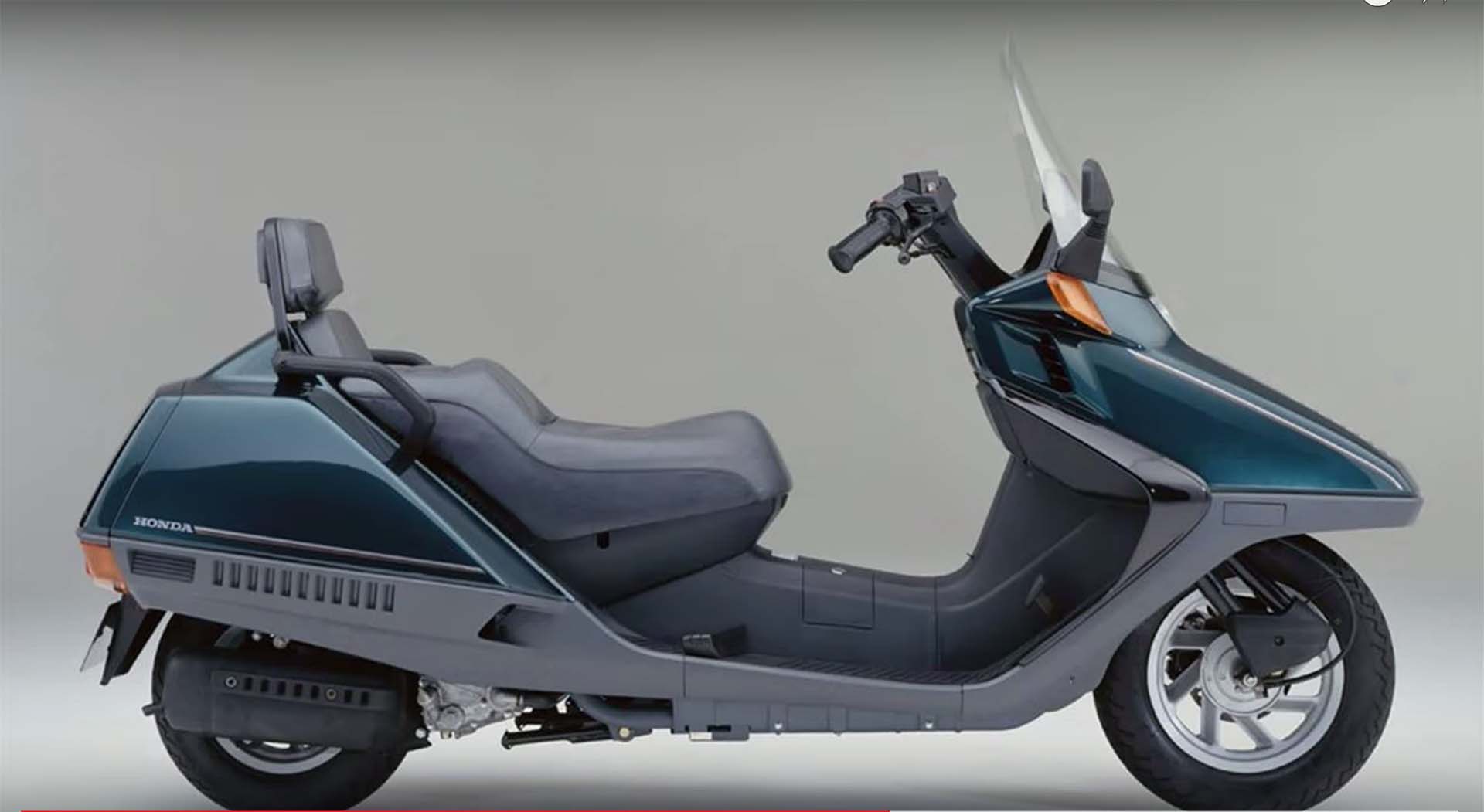Honda CN 250 Spazio migliore maxi scooter