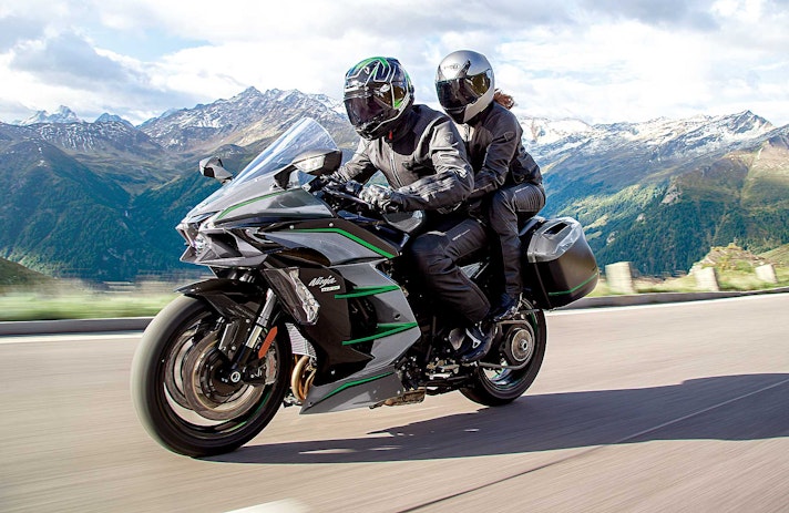 Kawasaki-Ninja-H2-SXSE-001