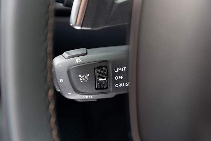 PEUGEOT-508-2018-001