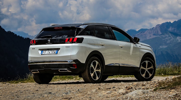 peugeot-3008-plug-in-hybrid-003