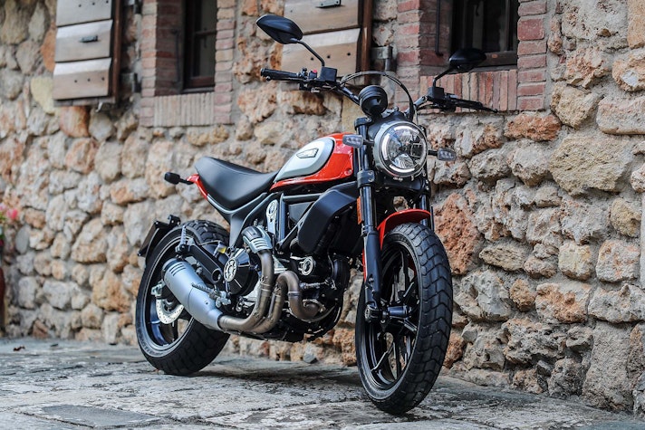 Ducati-Scrambler-800-Icon-2019-010