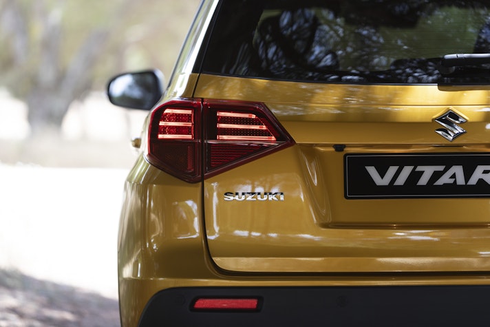 suzuki-vitara-2018-002