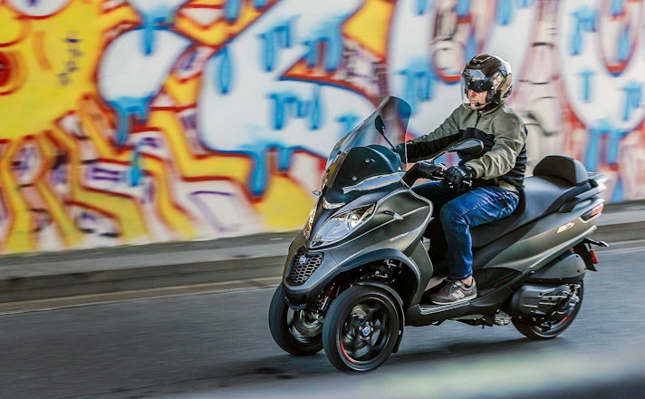 Piaggio-MP3-500-Hpe-029