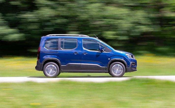 Peugeot-Rifter-2018-038