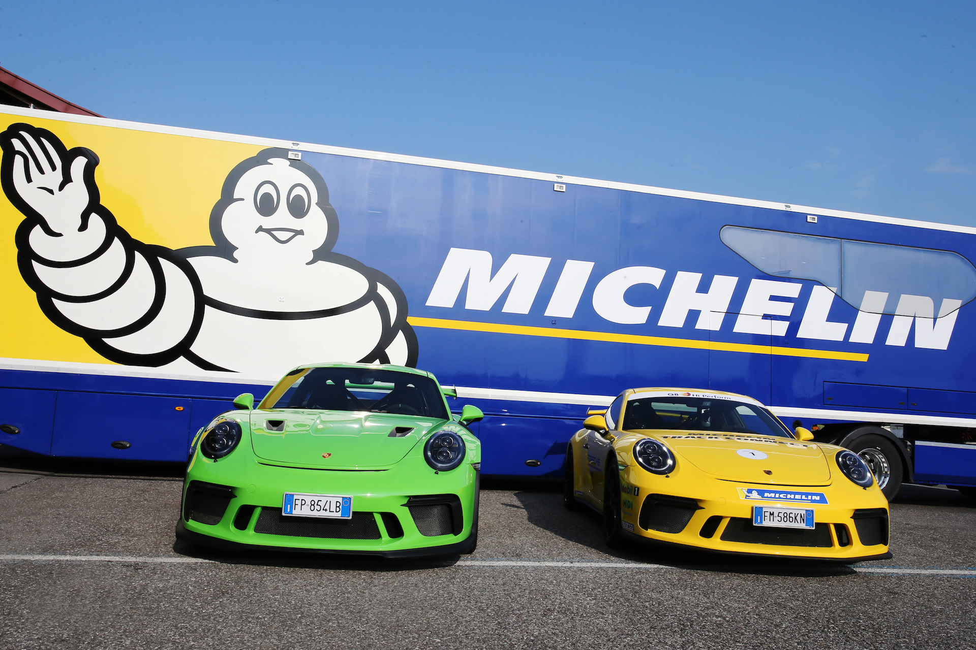 porsche 911 gt3 michelin