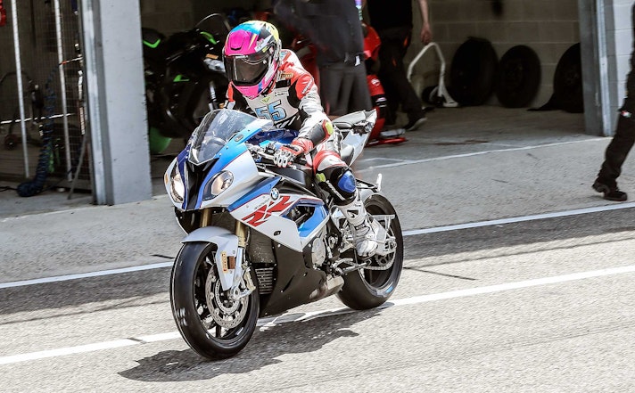 Comparativa-1000-2018-BMW-S1000RR-020