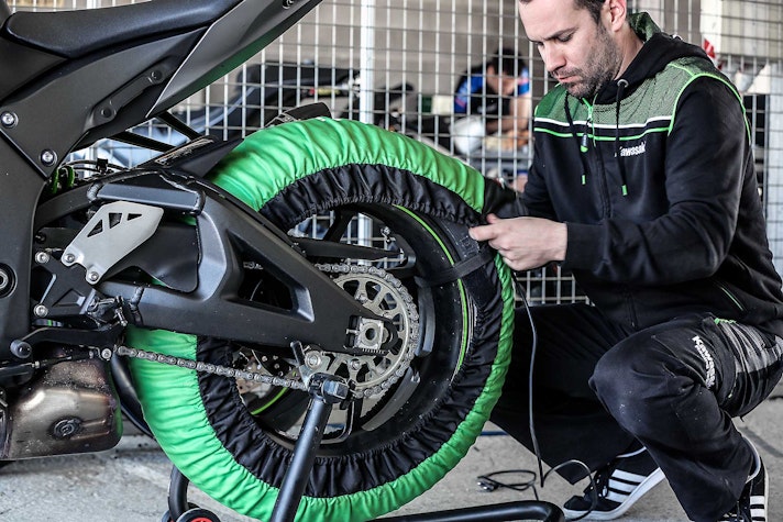 Comparativa-1000-2018-Kawasaki-Ninja-ZX10R-SE-023