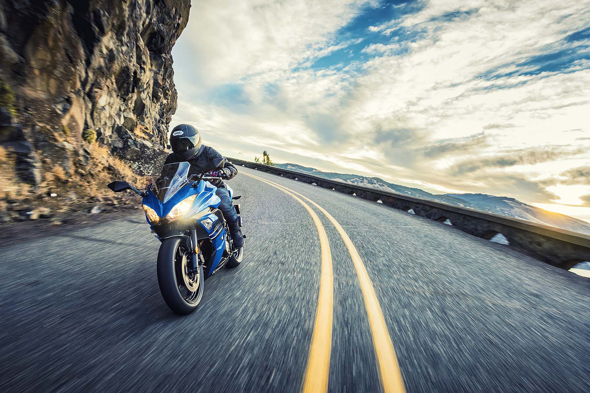 kawasaki Ninja 650 2018 movimento