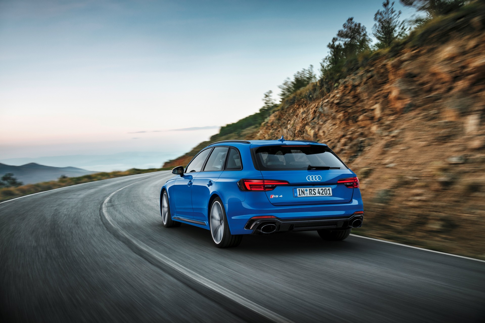 Audi RS4 Avant-dinamica