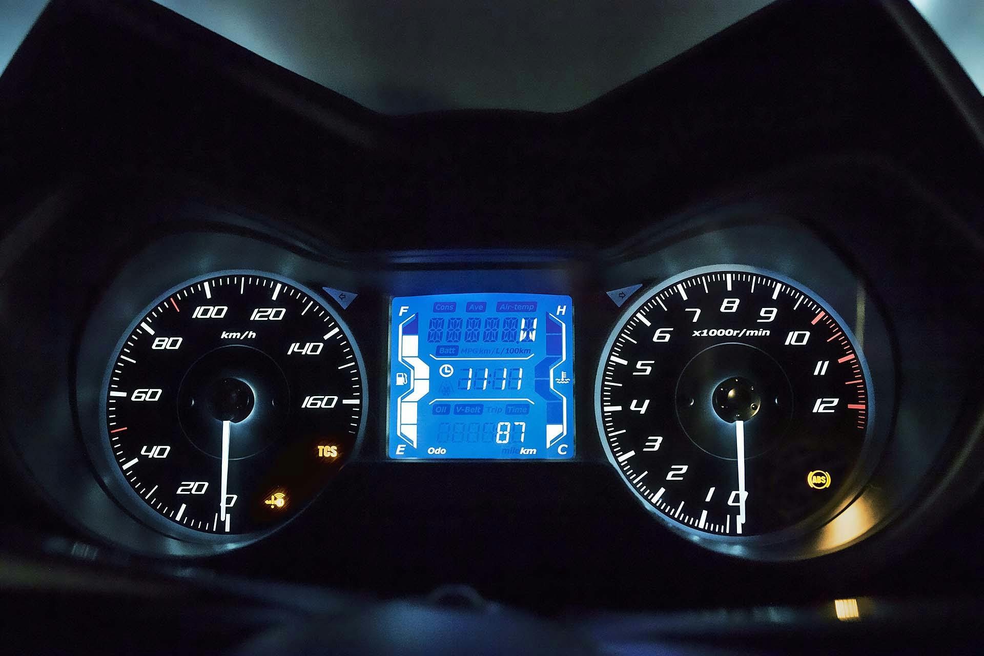 Yamaha X-MAX 125 2018 strumentazione