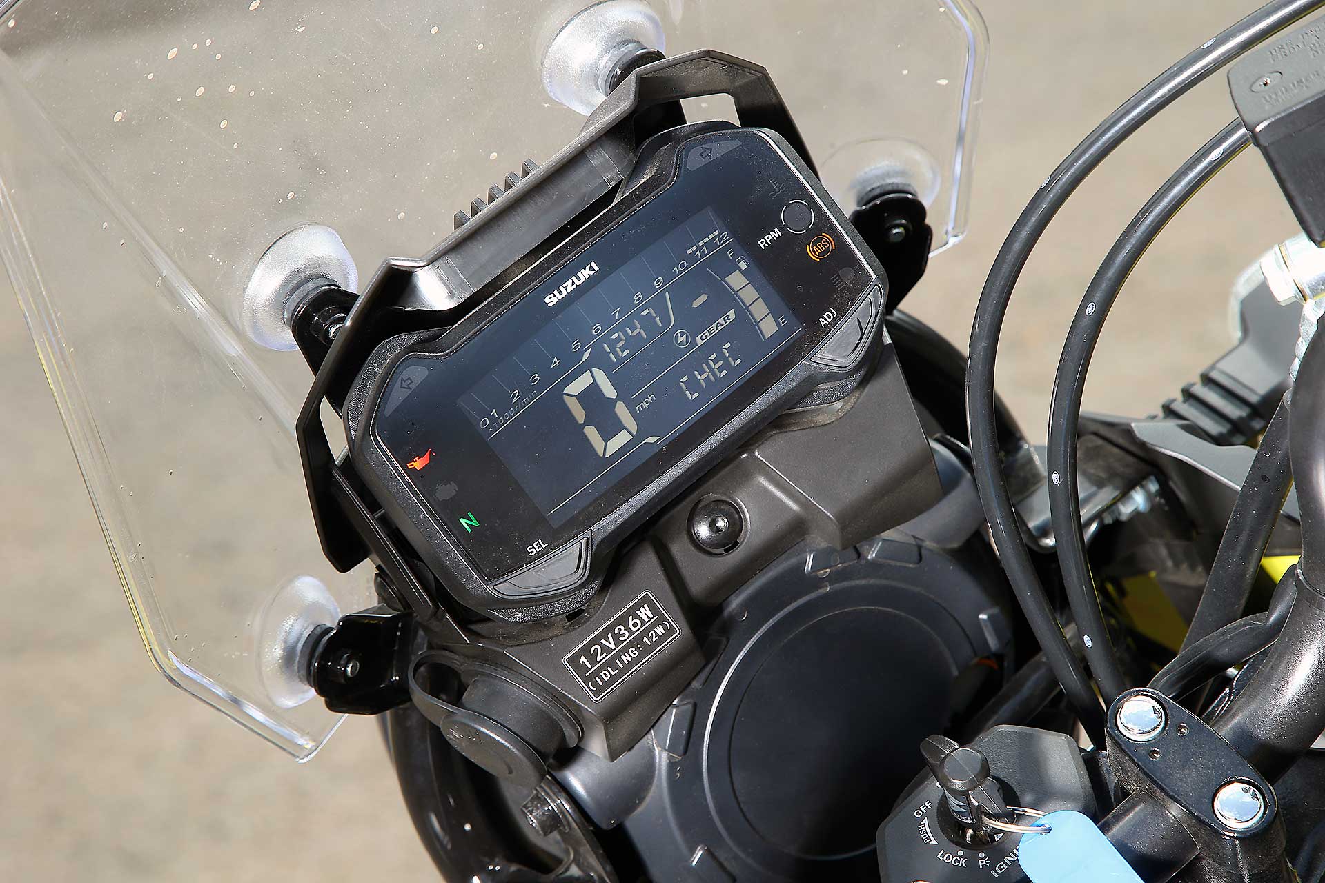 Suzuki V-Strom 250 Cockpit