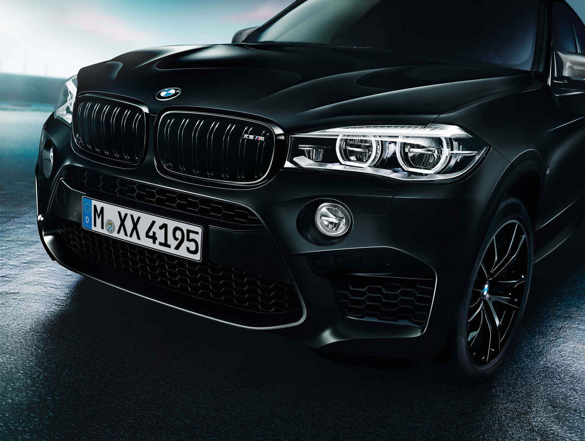BMW X5 X6 M Black Fire Edition dettaglio