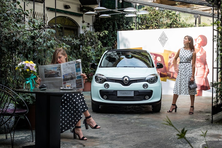Renault_Twingo_LaParisienne01