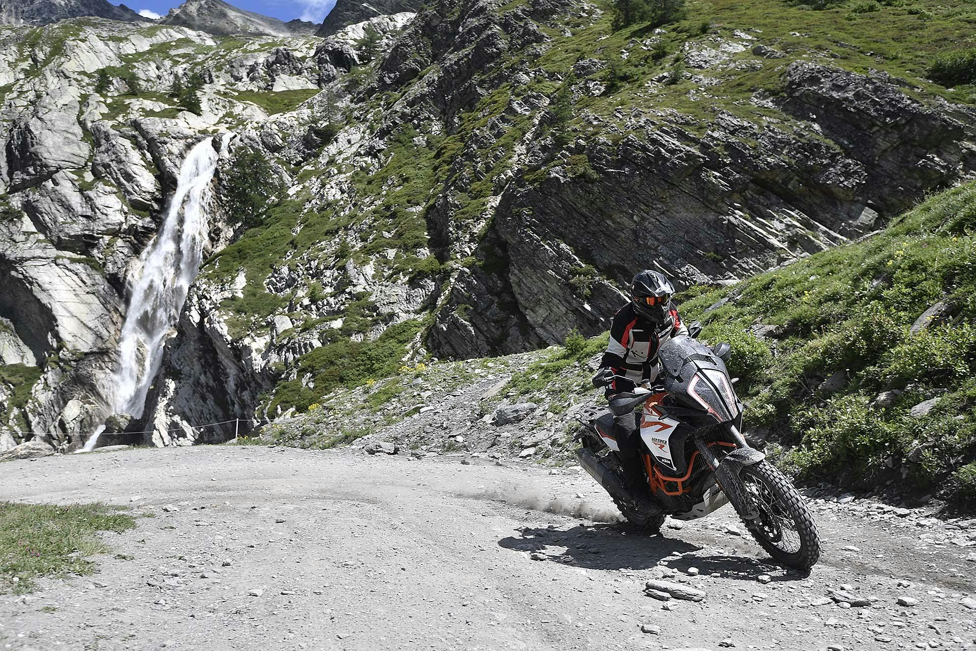 ktm 1290 super adventure r dinamica