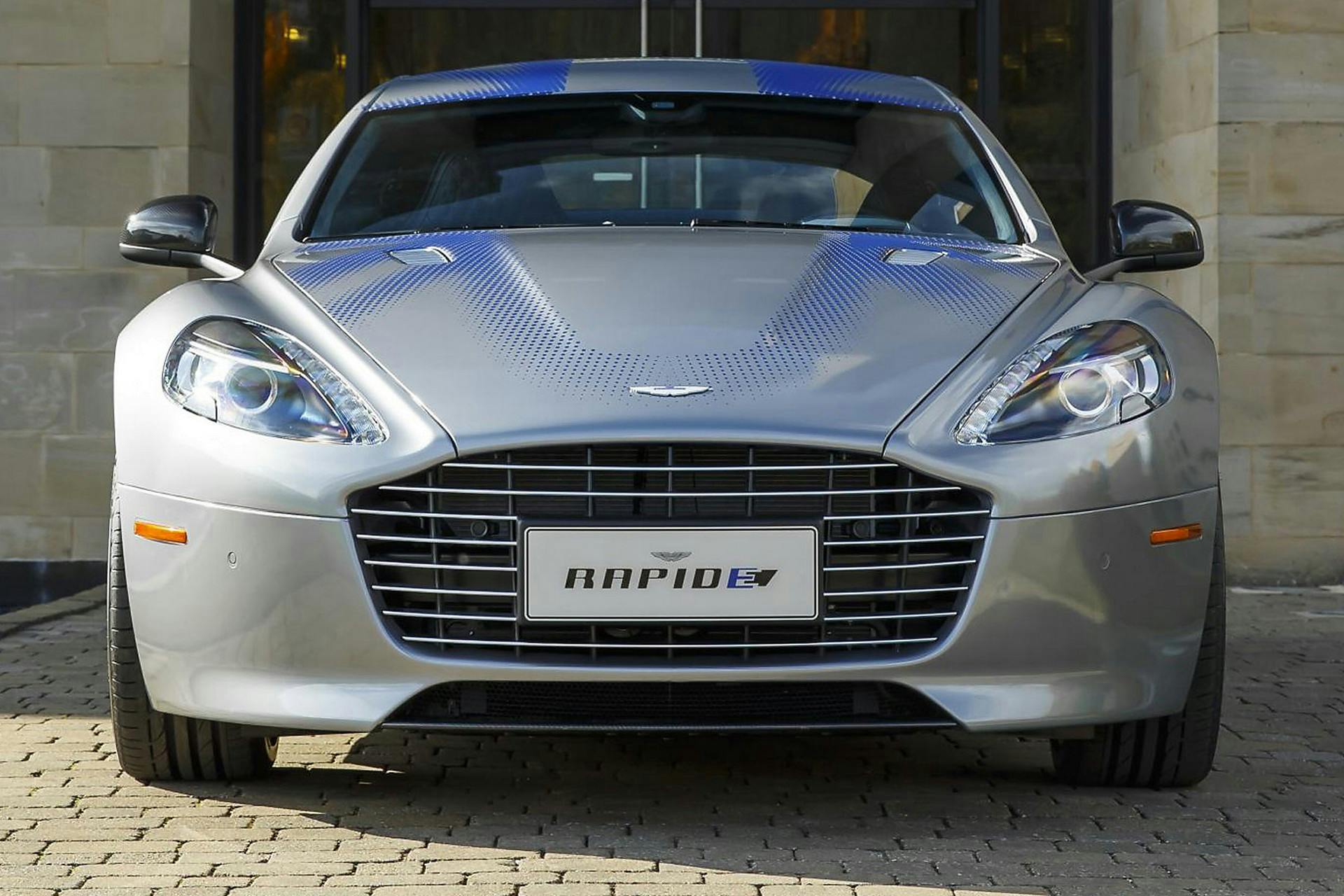 Aston Martin RapidE statica