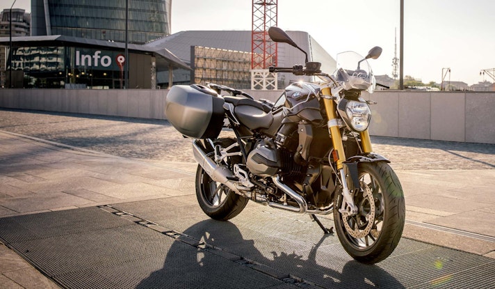 BMWR1200RBlackEdition-010