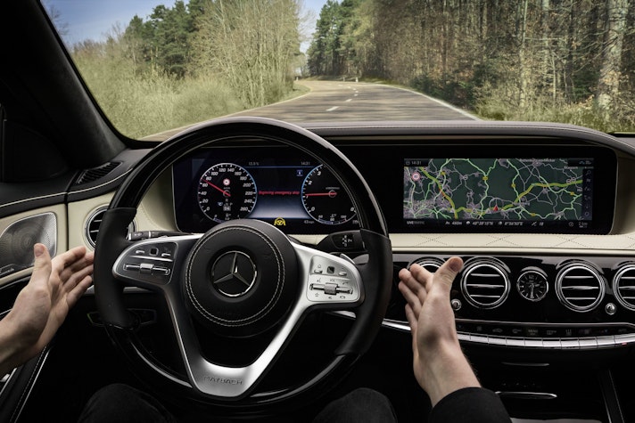 Mercedes-Benz Intelligent Drive in der neuen S-Klasse