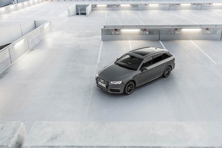 Audi-A4-Black-2018-007