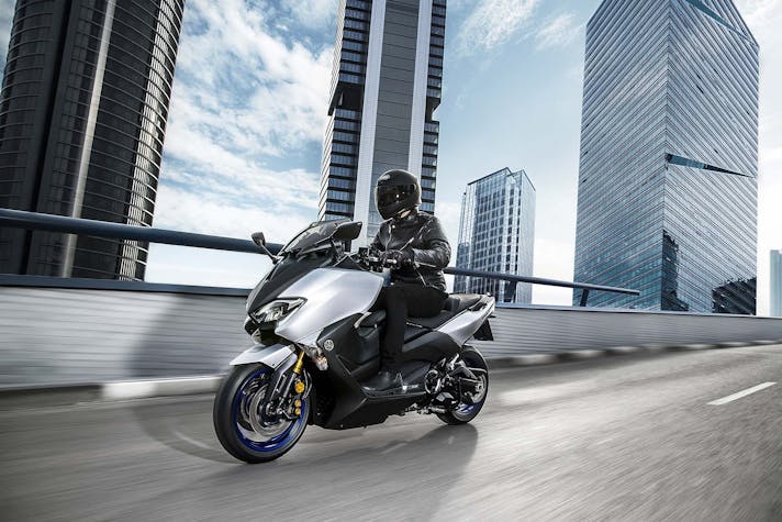 Yamaha-TMAX-SX-Sport-Edition-003