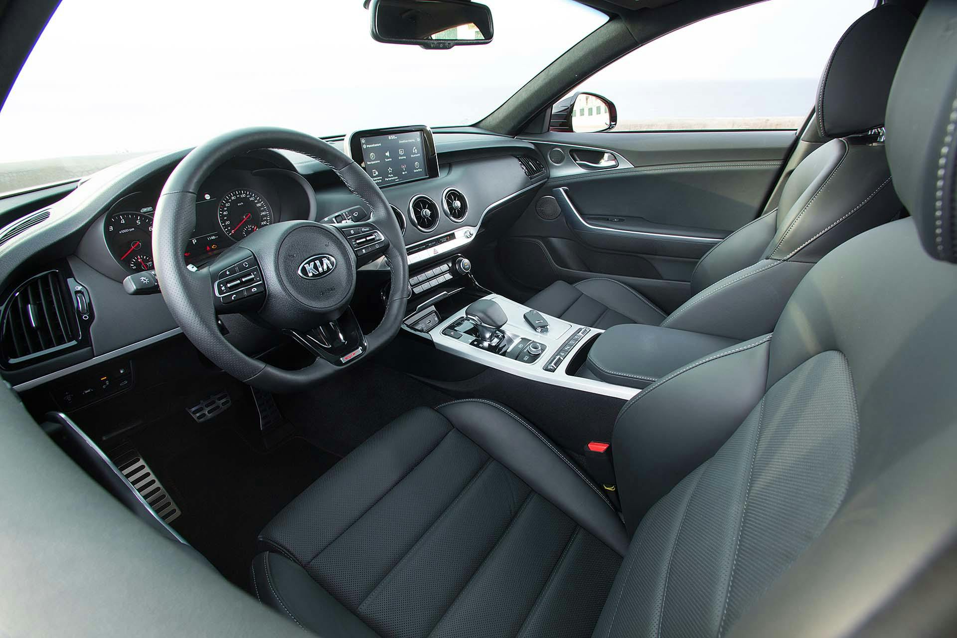 Kia Stinger - interni