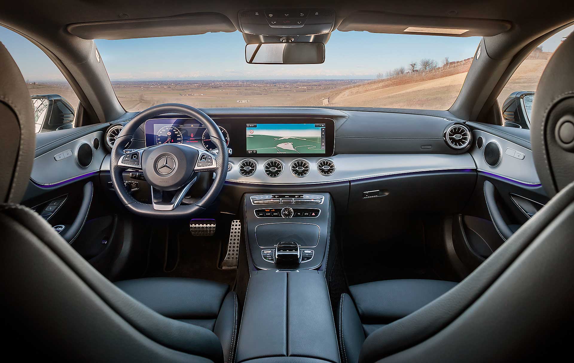 Mercedes E220 Coupe interno abitacolo