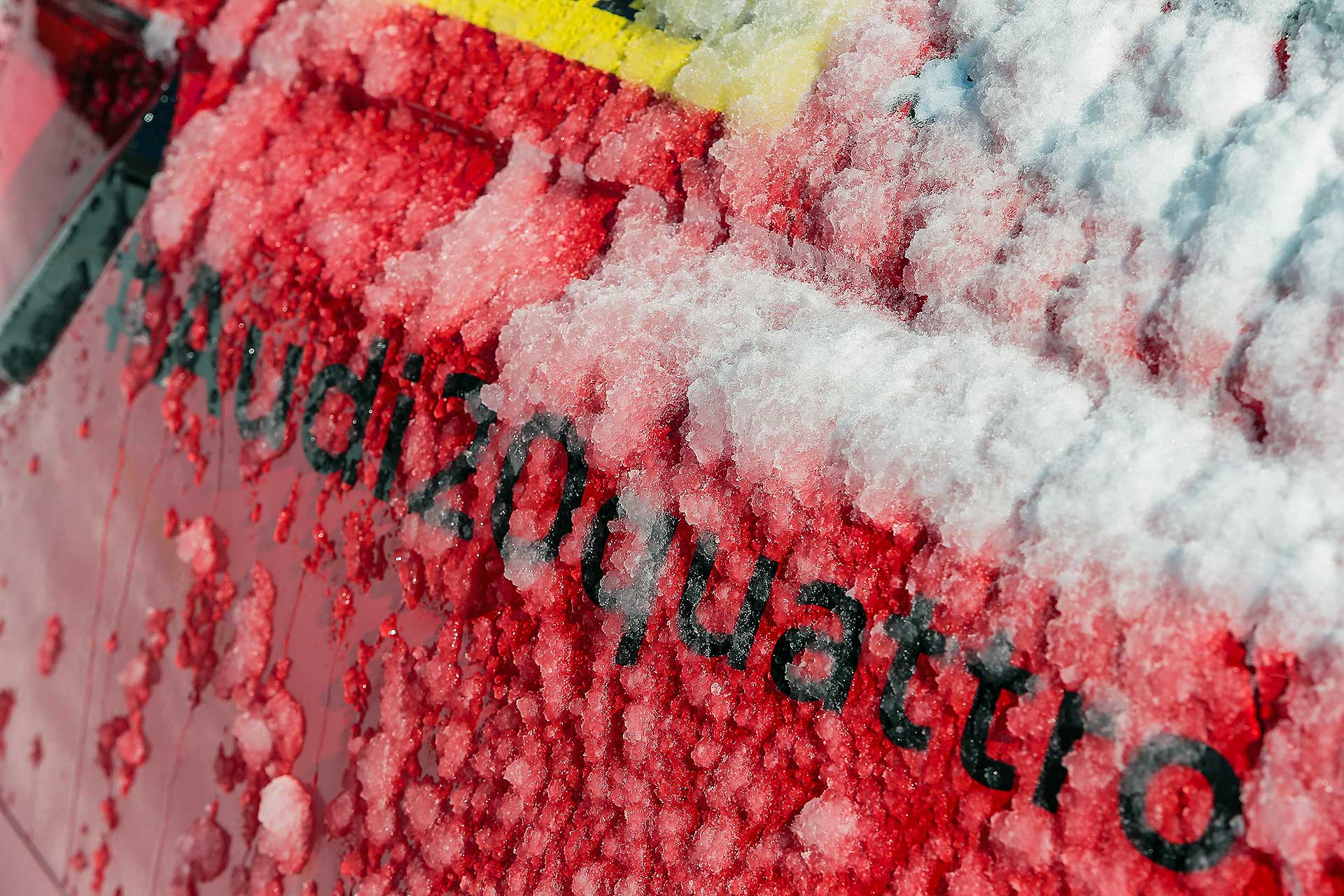 Audi RS4 2018 20Quattro Ore delle Alpi dettaglio scritta con neve