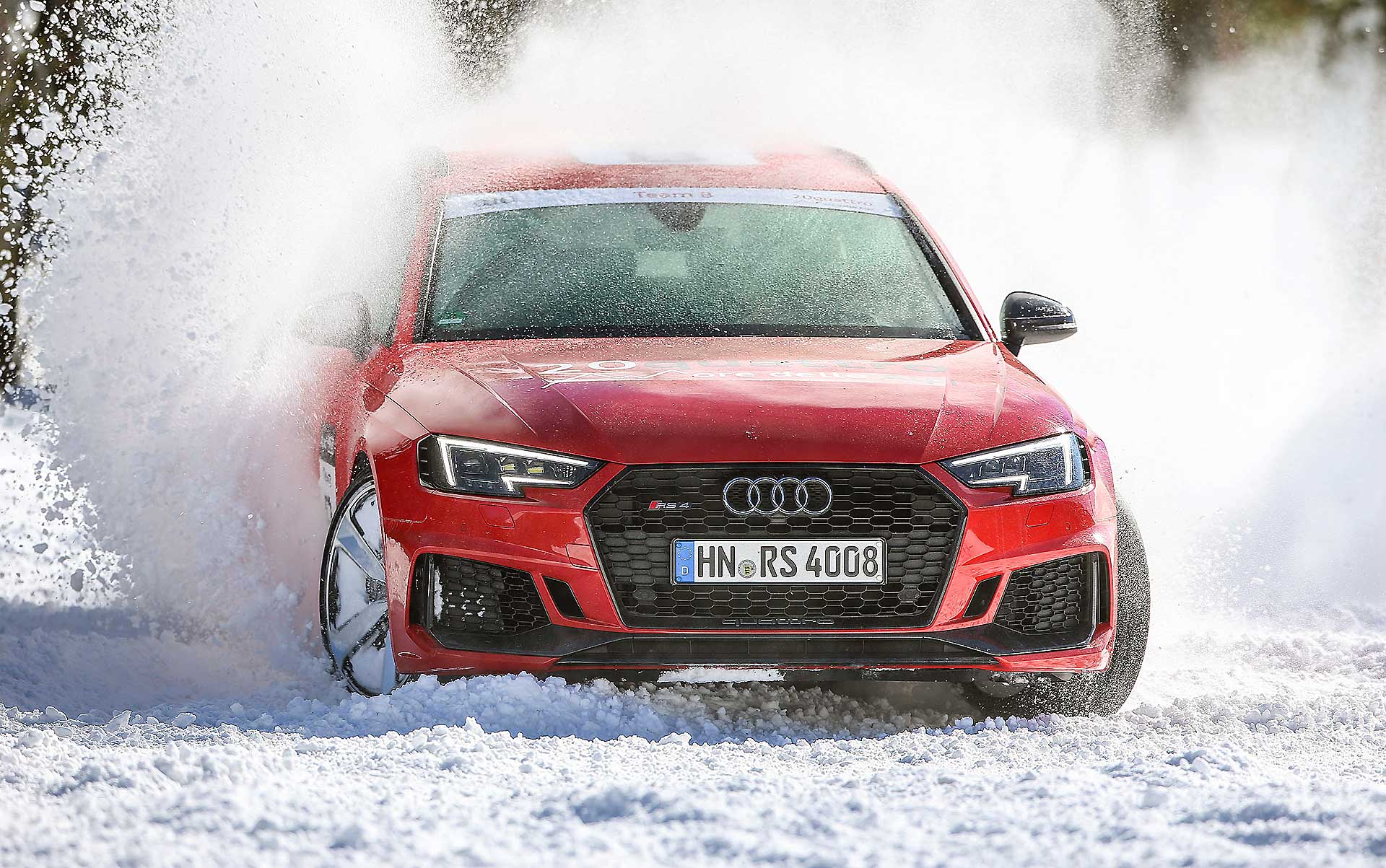 Audi RS4 2018 20Quattro Ore delle Alpi derapata sulla neve