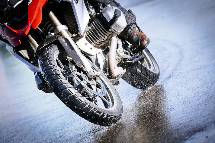 MetzelerKarooStreet-001