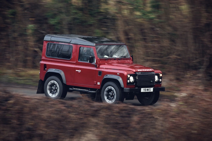 land-rover-defender-v8-011