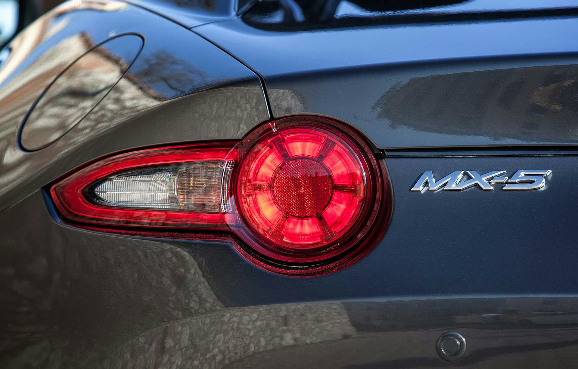 Mazda MX-5 RF - faro posteriore