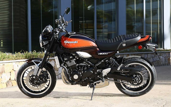 Kawasaki-Z900RS-014