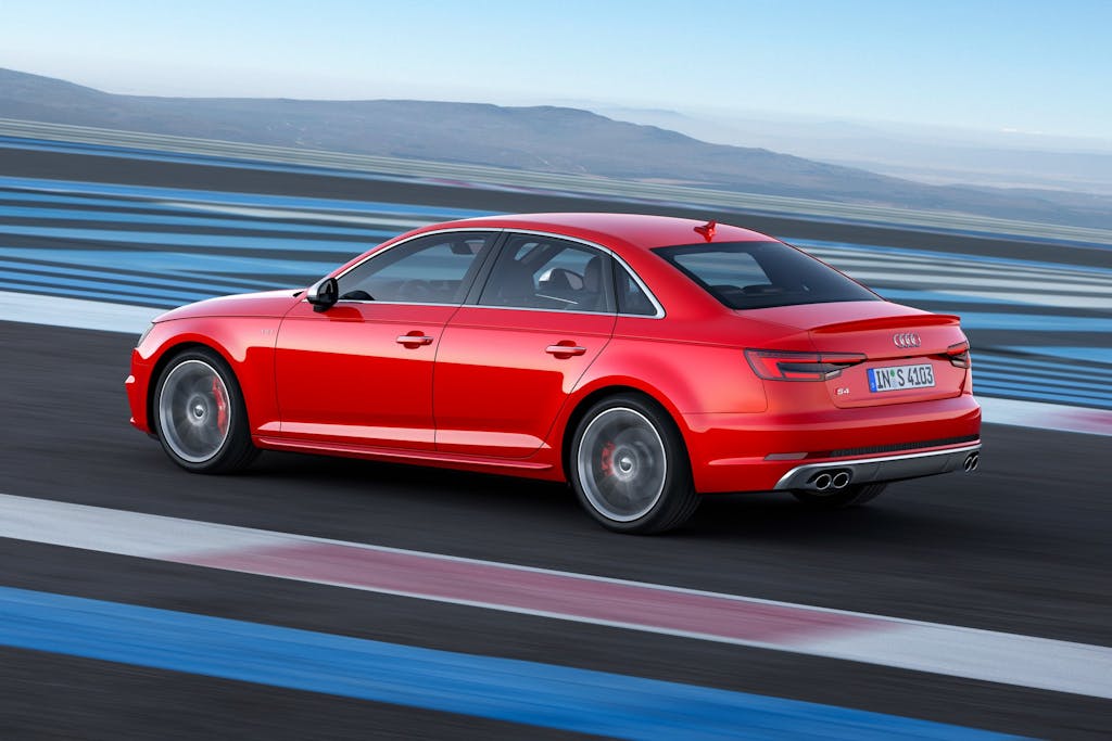 Audi S4 e S4 Avant: bye bye compressore