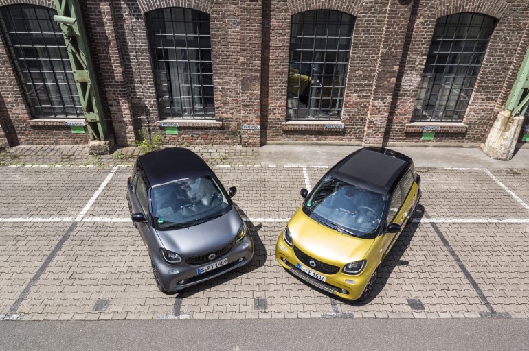 smart forfwo, bodypanels: graphitegrey, tridion cell: black, Line: trime