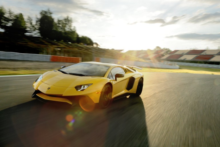 Lamborghini Aventador LP 750 Superveloce_35