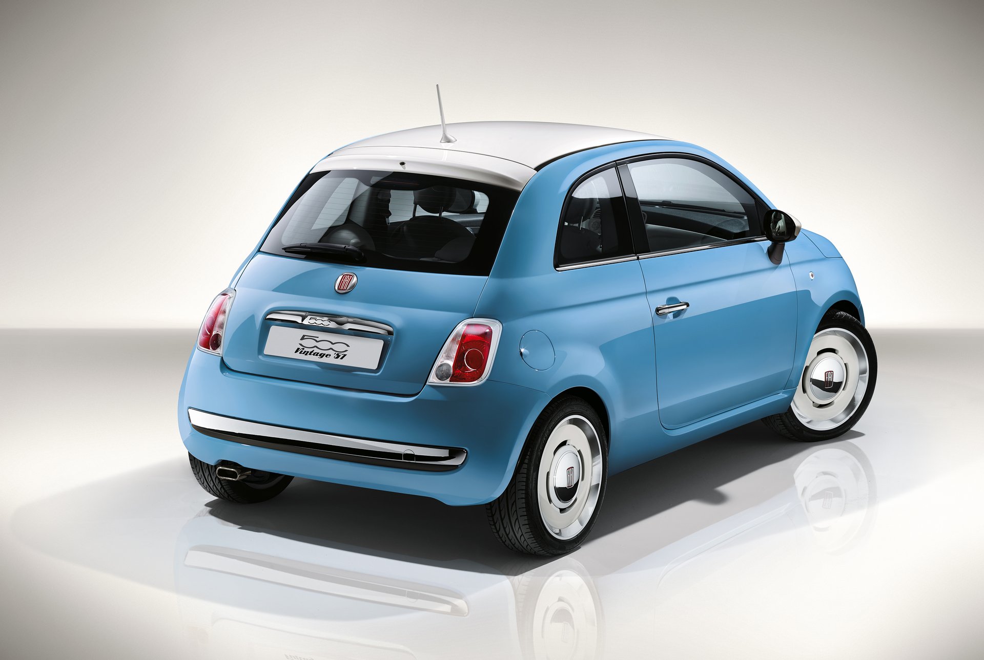 Fiat500Vintage57-001.jpg