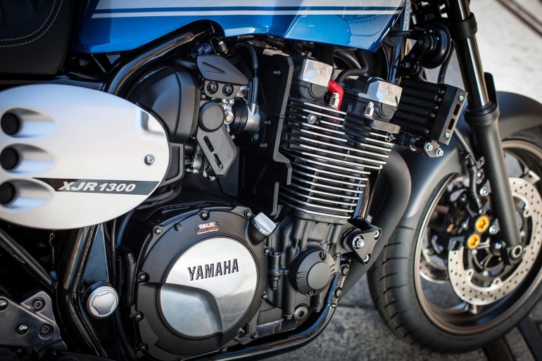 YamahaXJR1300-012