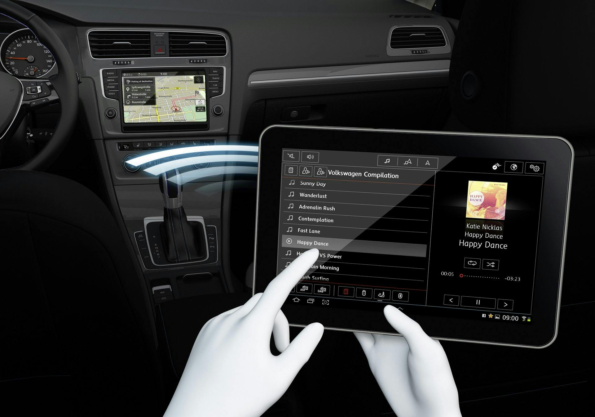 VolkswagenGolfConnected-003