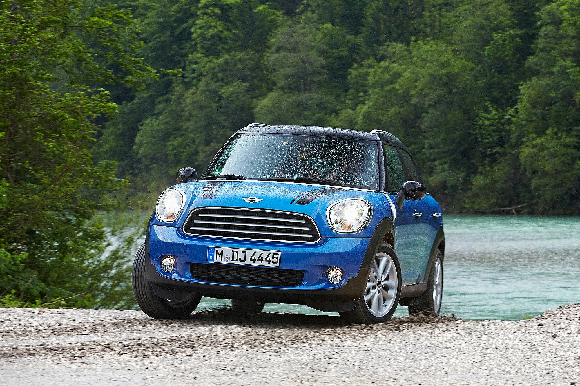 MiniCountrymanCooperD-003