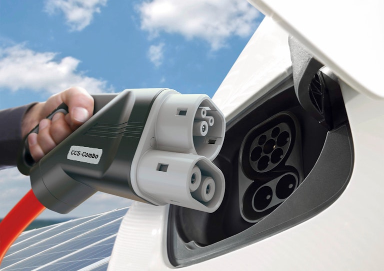 ricarica auto elettrica