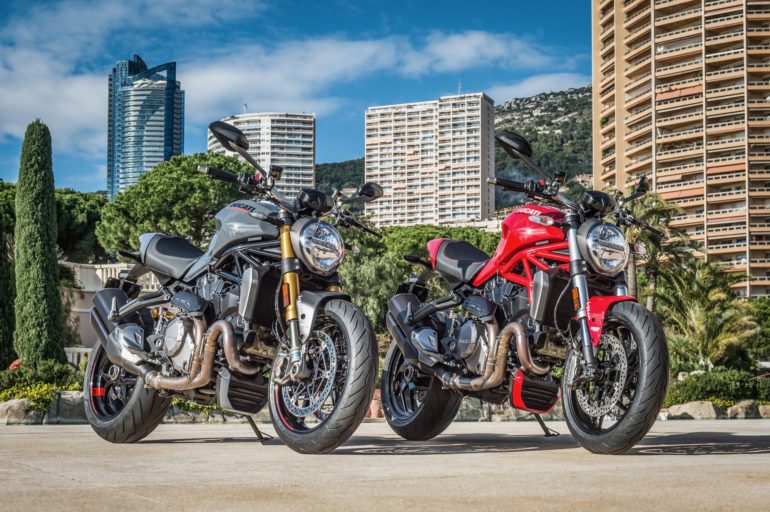 ducati-monster-1200-statiche-10