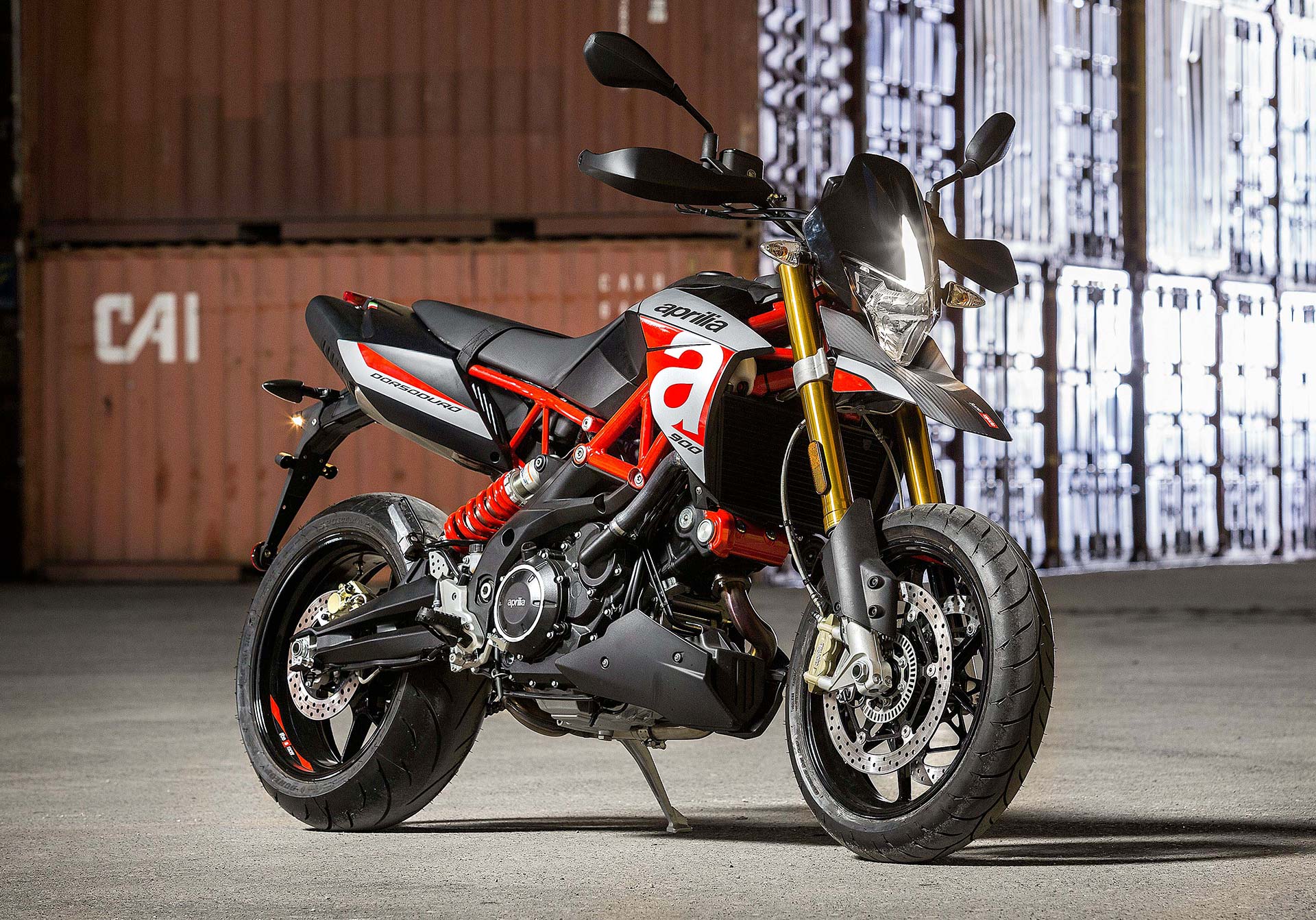 aprilia dorsoduro 900 custom