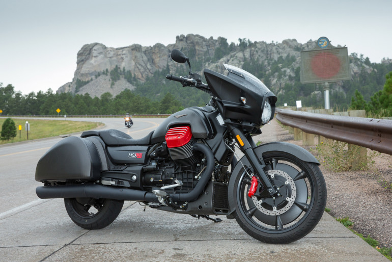 Moto Guzzi MGX21-13