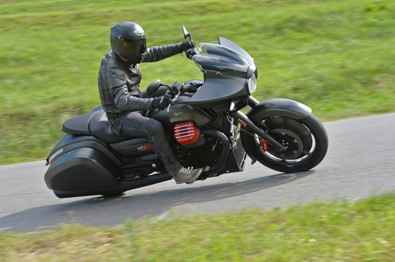 Moto Guzzi MGX21-22