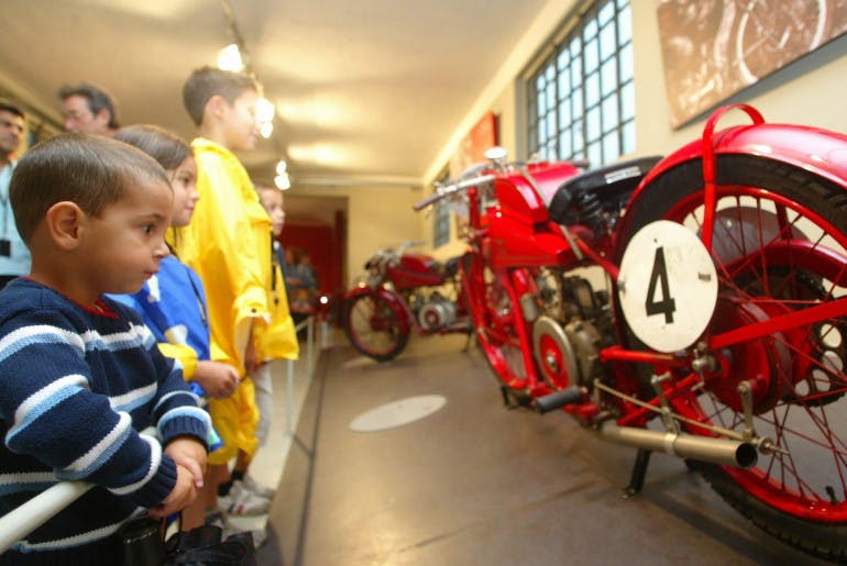 MotoGuzziOpenHouse_2017_04