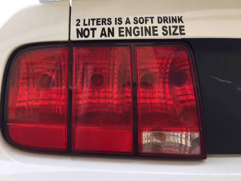 FordMustangEcoBoost_retro