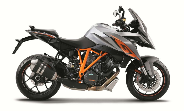 KTM1290SuperDukeGT-004