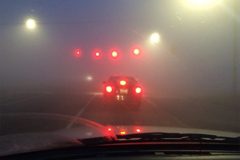 Guidare Nebbia di notte